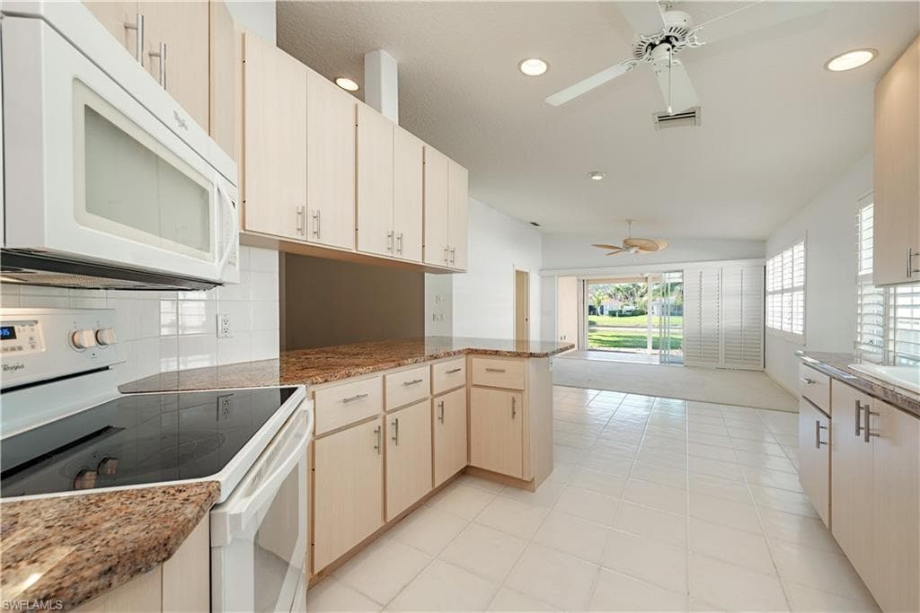 3556 El Verdado Ct, Naples, FL 34109-1
