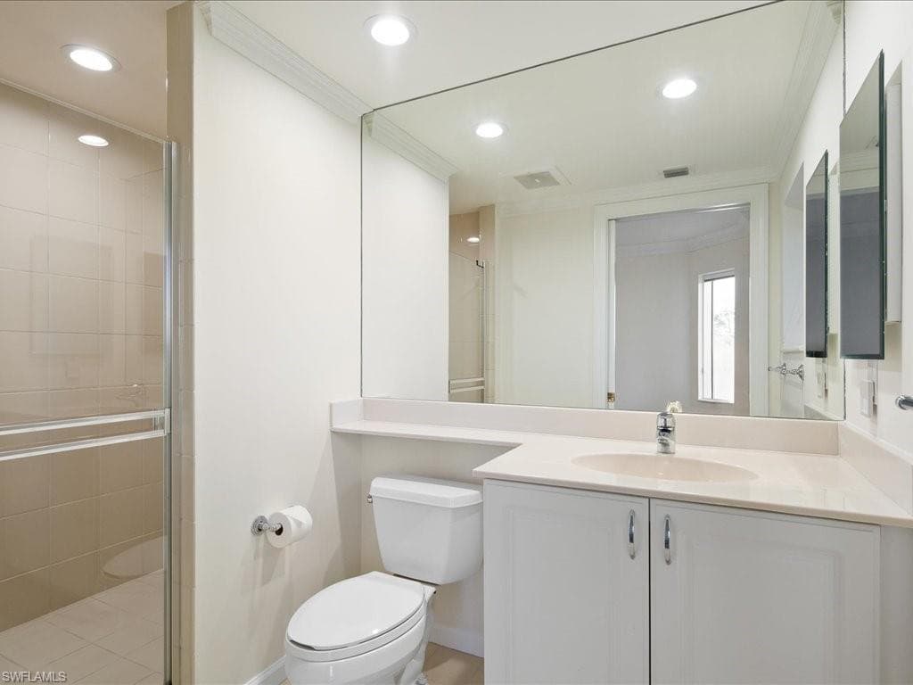 1060 Borghese Ln 201, Naples, FL 34114-22