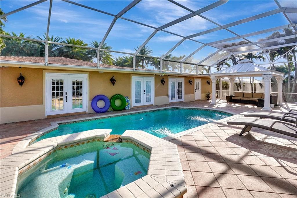 1013 44th St, Cape Coral, FL 33904-43