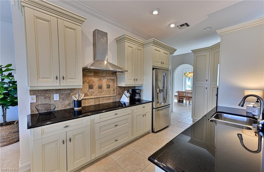 201 San Mateo Dr, Bonita Springs, FL 34134-11