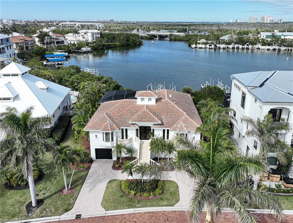 201 San Mateo Dr, Bonita Springs, FL 34134-32