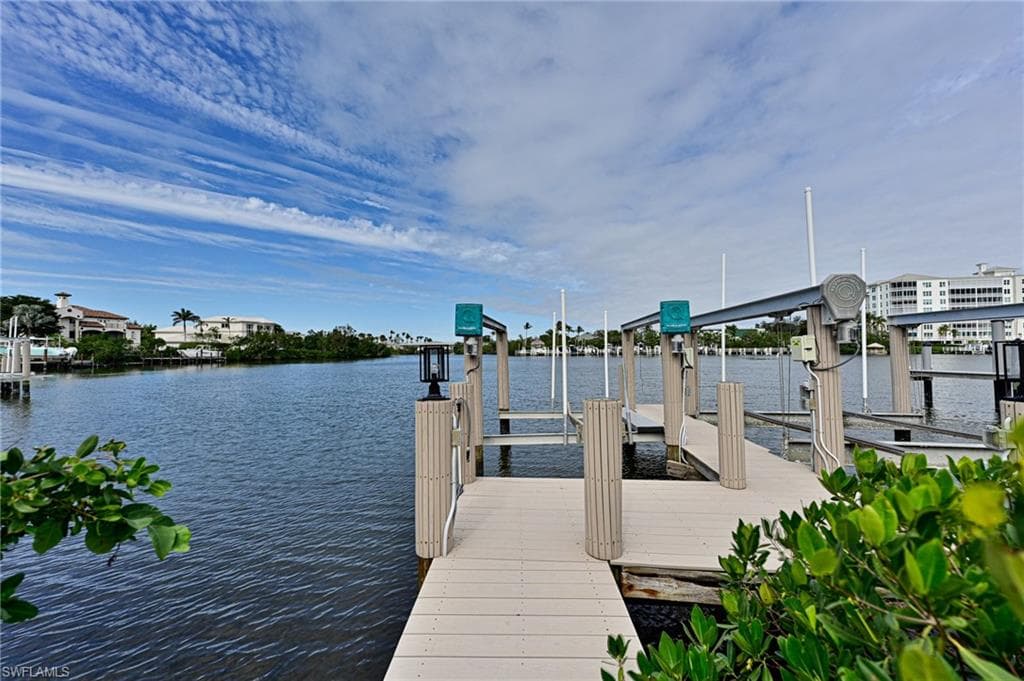 201 San Mateo Dr, Bonita Springs, FL 34134-34