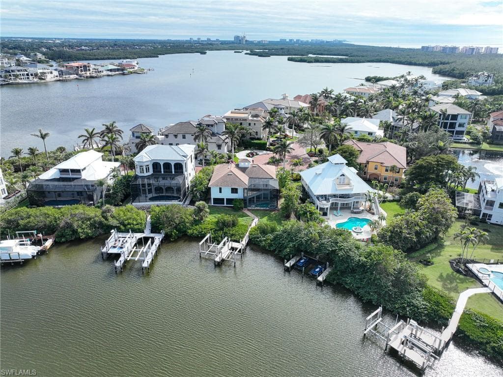 201 San Mateo Dr, Bonita Springs, FL 34134-3