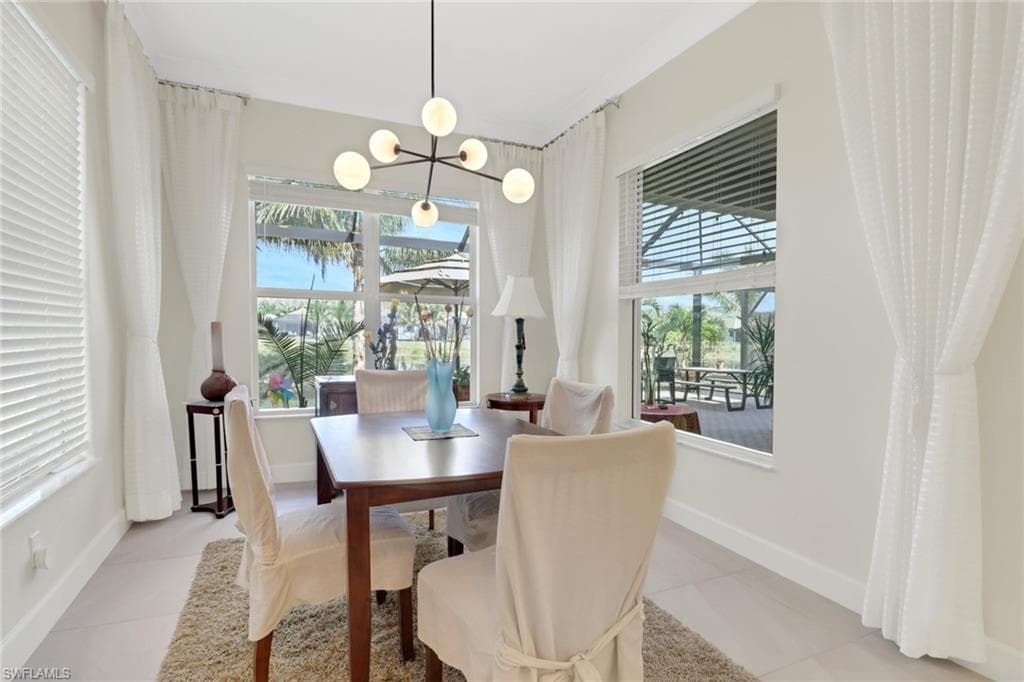 11528 Jacaranda Dr, Naples, FL 34120-11