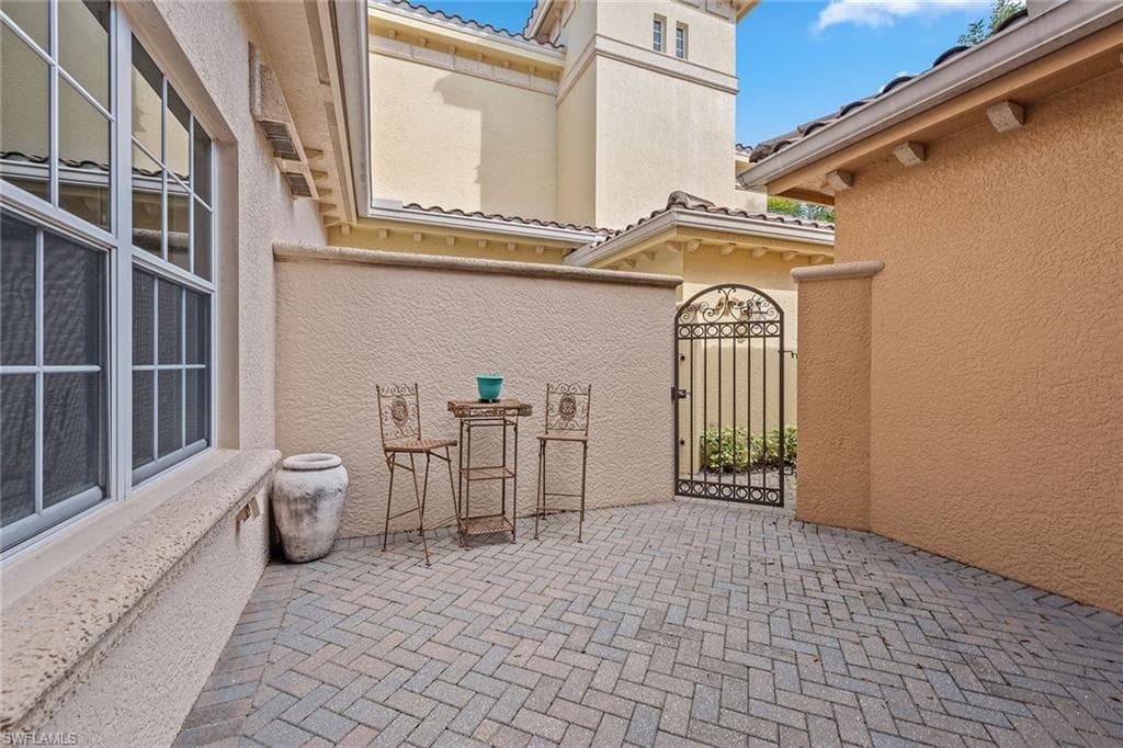 2710 Callista Ct 102, Naples, FL 34114-28