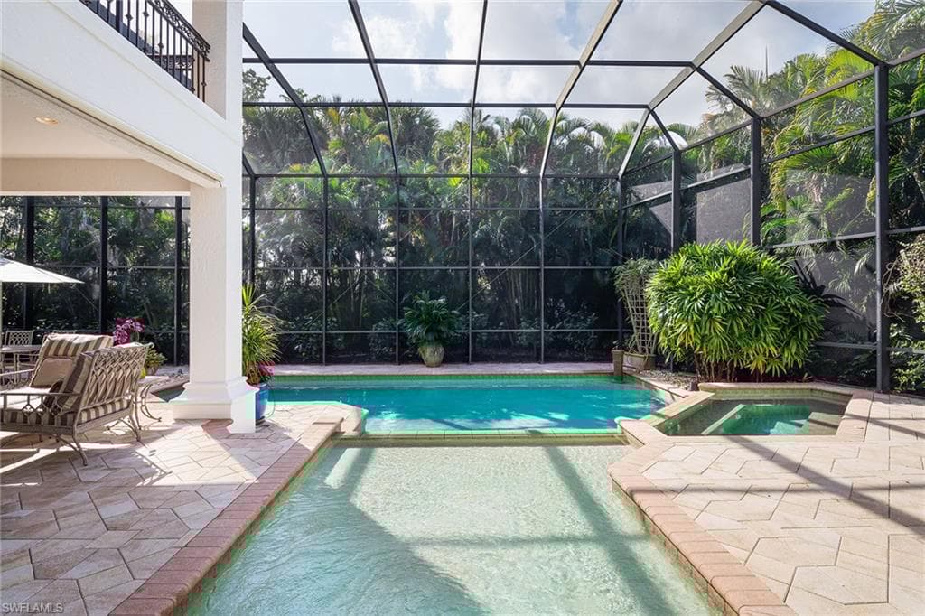 614 Bow Line Dr, Naples, FL 34103-16