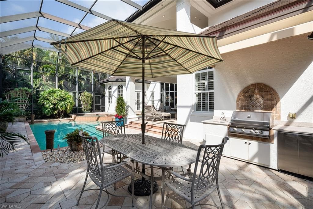 614 Bow Line Dr, Naples, FL 34103-18