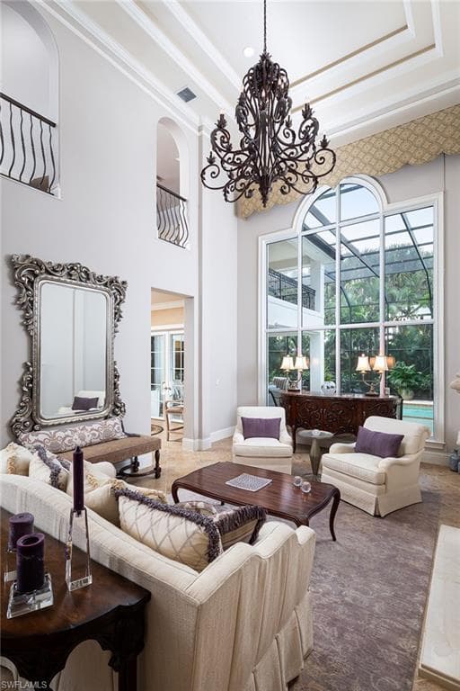 614 Bow Line Dr, Naples, FL 34103-4