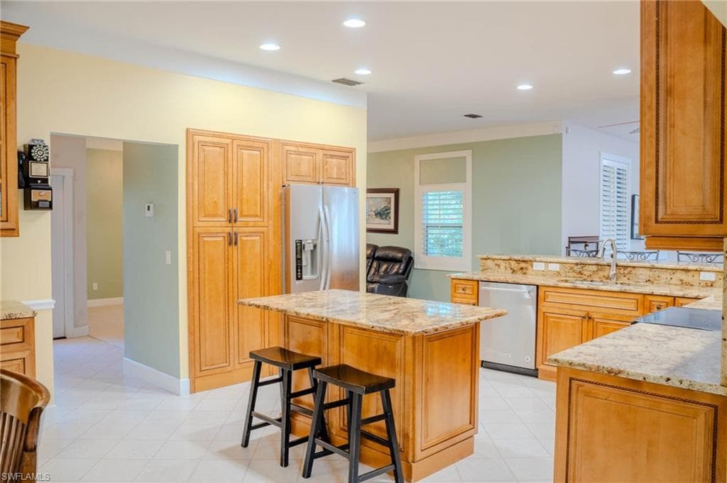25335 Pinson Dr, Bonita Springs, FL 34135-4
