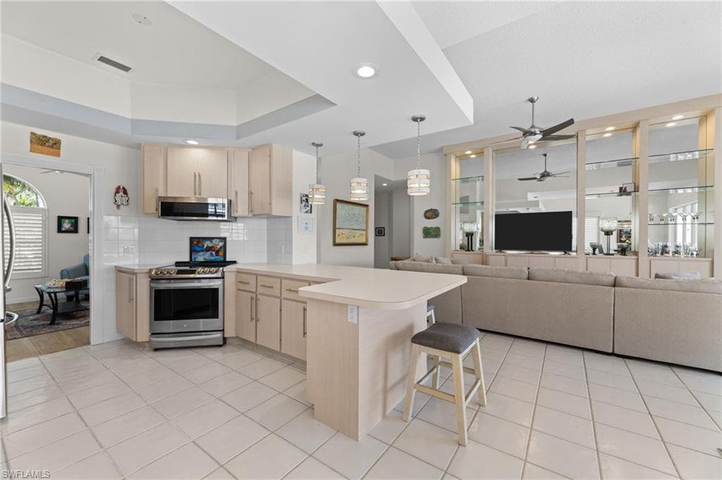3444 Donoso Ct, Naples, FL 34109-4