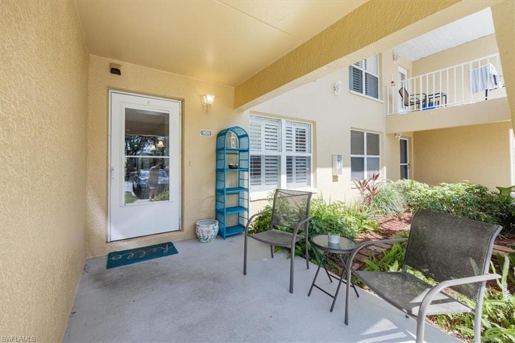 1190 Yesica Ann Cir B101, Naples, FL 34110-4