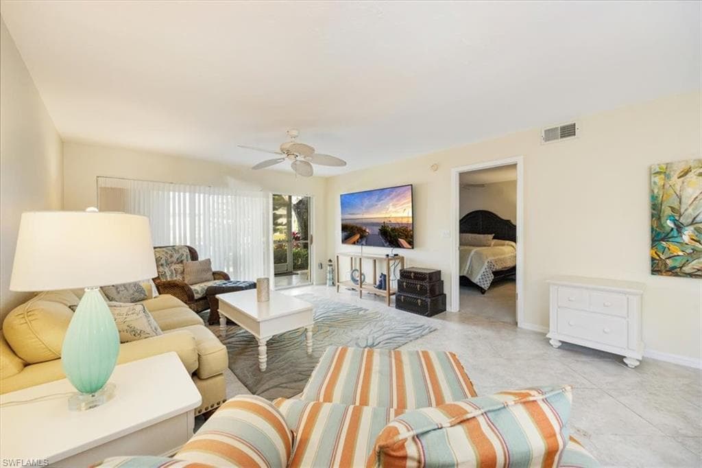 1190 Yesica Ann Cir B101, Naples, FL 34110-5