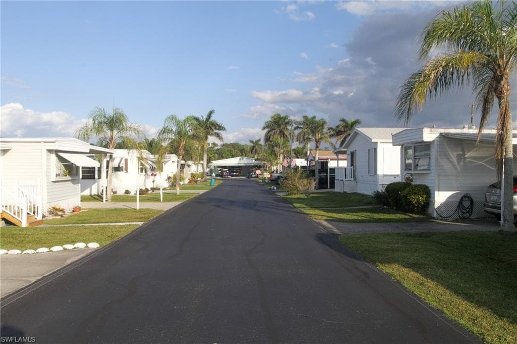 24 Abilene Trl 199, Naples, FL 34113-11