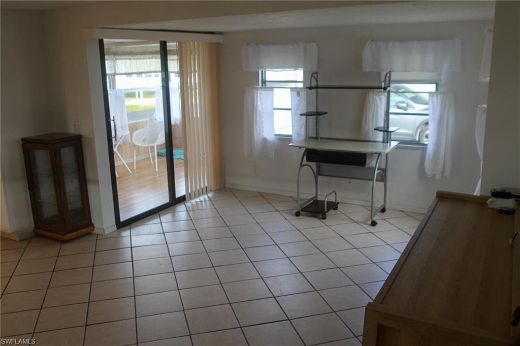 24 Abilene Trl 199, Naples, FL 34113-4