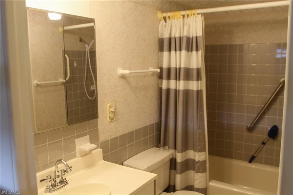 24 Abilene Trl 199, Naples, FL 34113-7