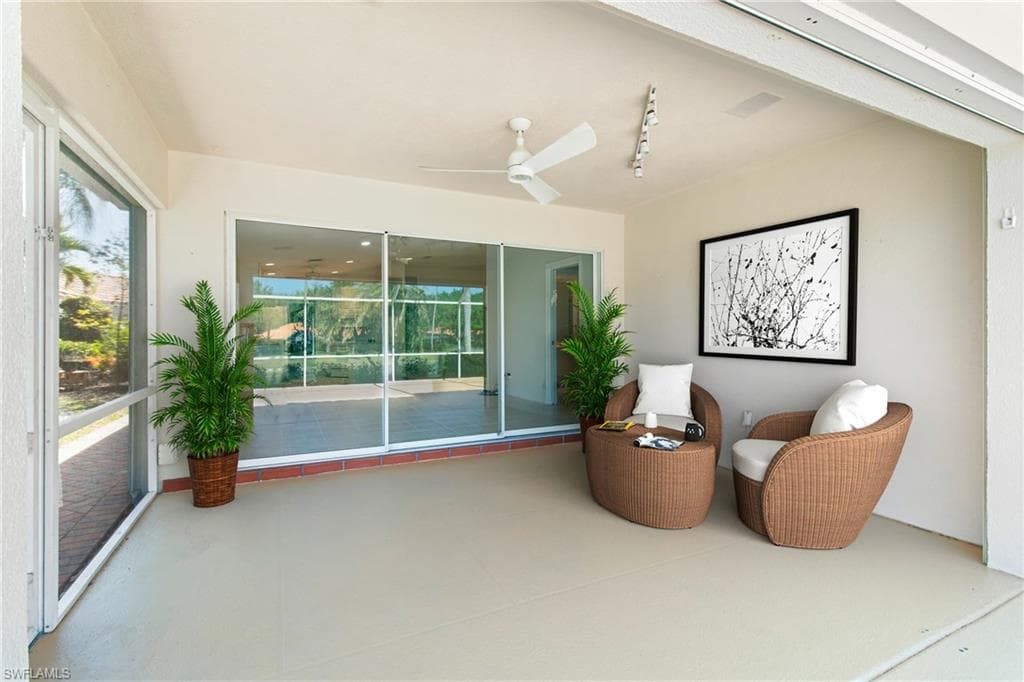 5065 Ventura Ct, Naples, FL 34109-16