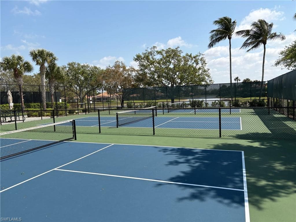 5065 Ventura Ct, Naples, FL 34109-20