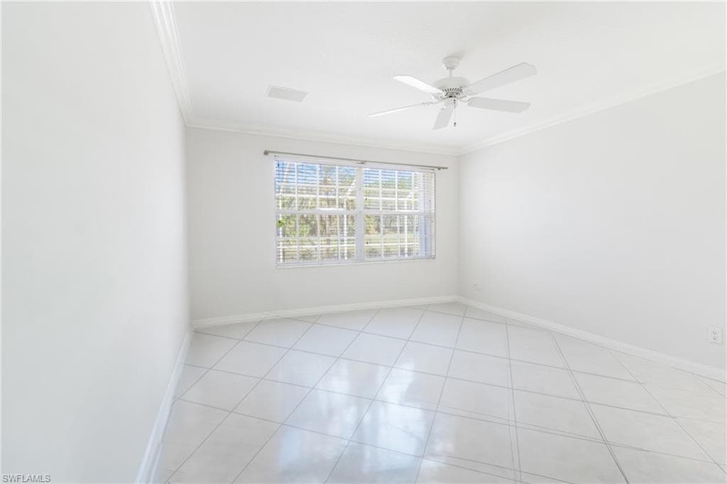 5065 Ventura Ct, Naples, FL 34109-36
