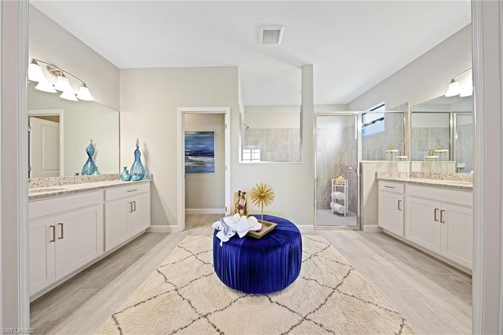 4729 40th Ave, Cape Coral, FL 33993-16