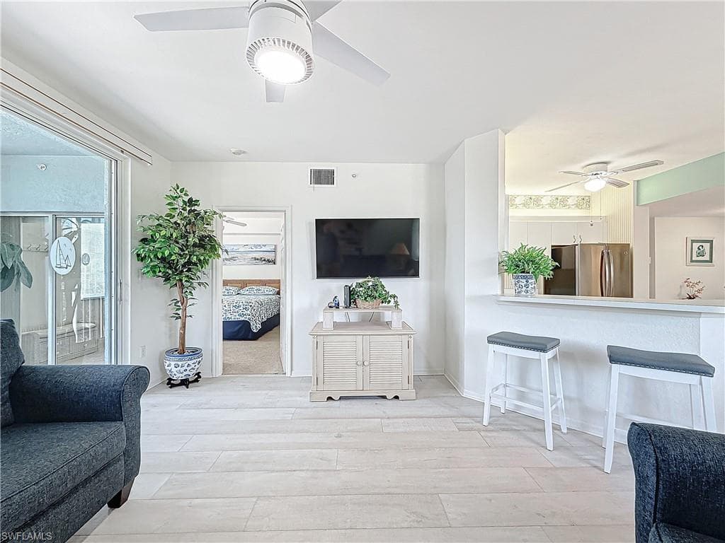 6691 Estero Blvd 101, Fort Myers Beach, FL 33931-25
