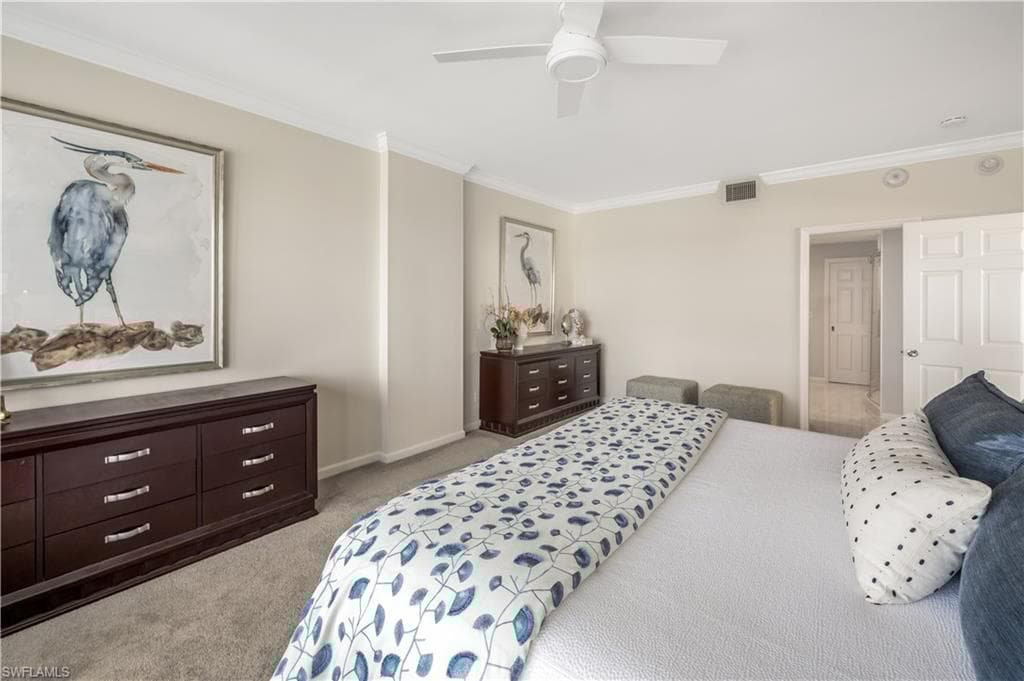 9790 Gulf Shore Dr 204, Naples, FL 34108-26