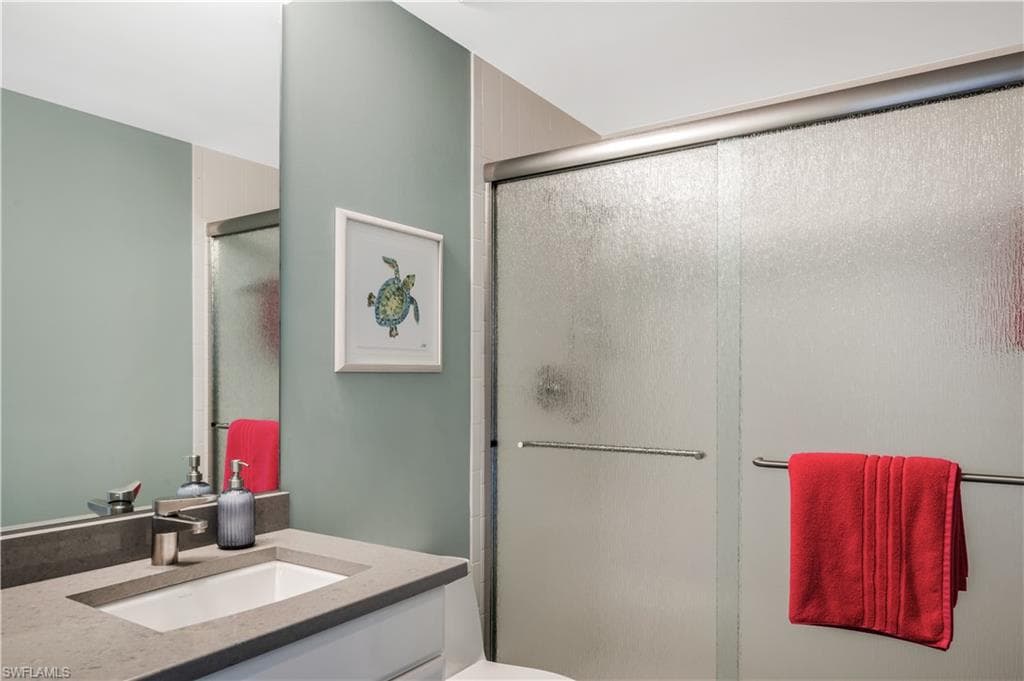 9790 Gulf Shore Dr 204, Naples, FL 34108-33