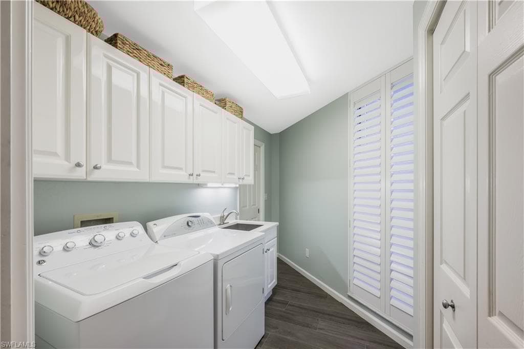 9790 Gulf Shore Dr 204, Naples, FL 34108-36