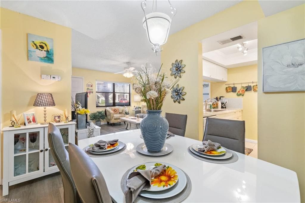 4363 27th Ct SW 2-103, Naples, FL 34116-10