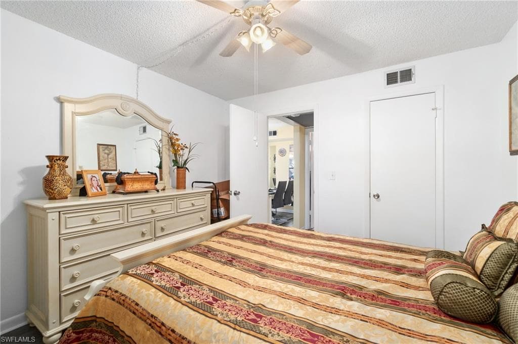 4363 27th Ct SW 2-103, Naples, FL 34116-18