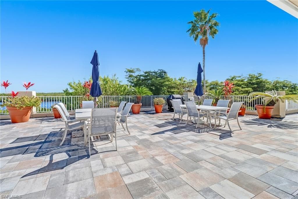 451 Bayfront Pl 5201, Naples, FL 34102-23