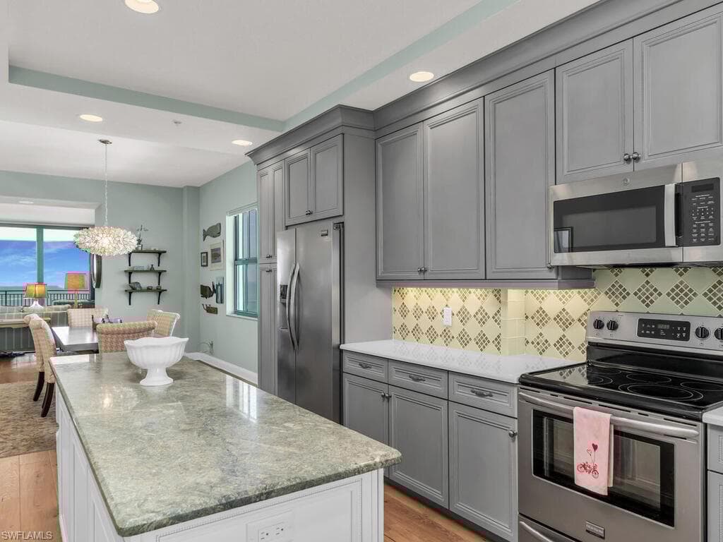 930 Cape Marco Dr 806, Marco Island, FL 34145-14