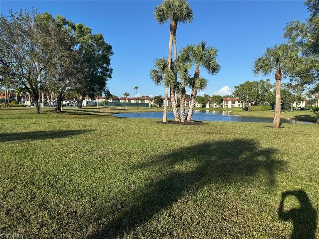 4345 27th Ct SW 204, Naples, FL 34116-2