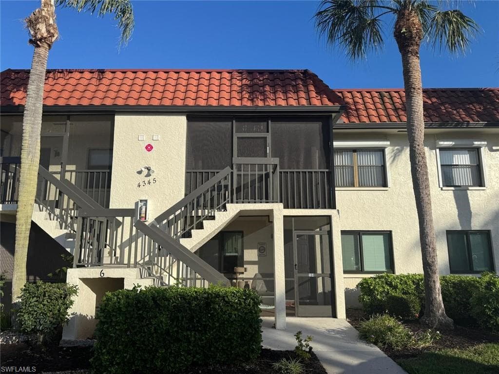 4345 27th Ct SW 204, Naples, FL 34116-4