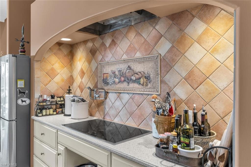 1491 Galleon Ave, Marco Island, FL 34145-10