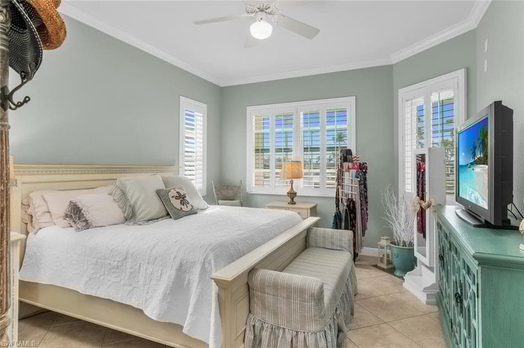 1491 Galleon Ave, Marco Island, FL 34145-15