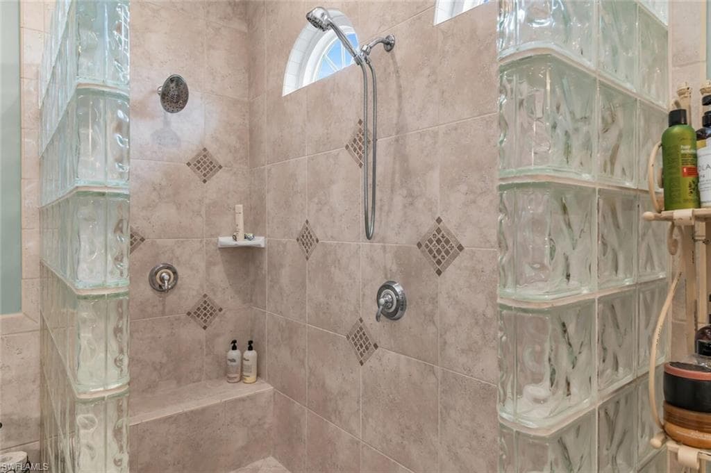 1491 Galleon Ave, Marco Island, FL 34145-18