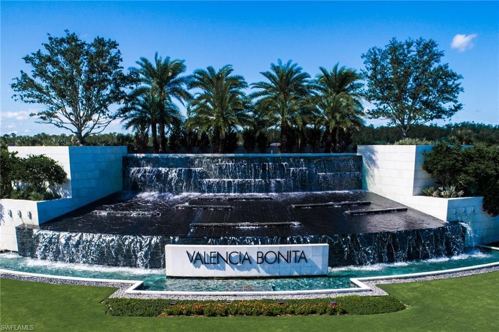 28528 Lobos Cir, Bonita Springs, FL 34135-27