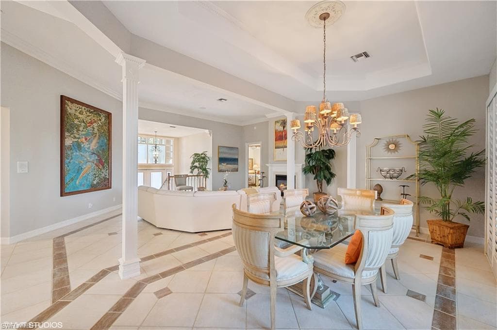 446 Bayside Ave, Naples, FL 34108-18
