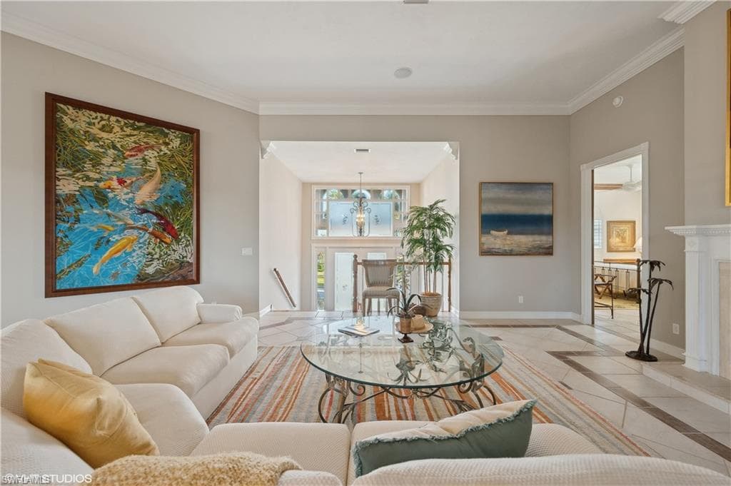 446 Bayside Ave, Naples, FL 34108-30