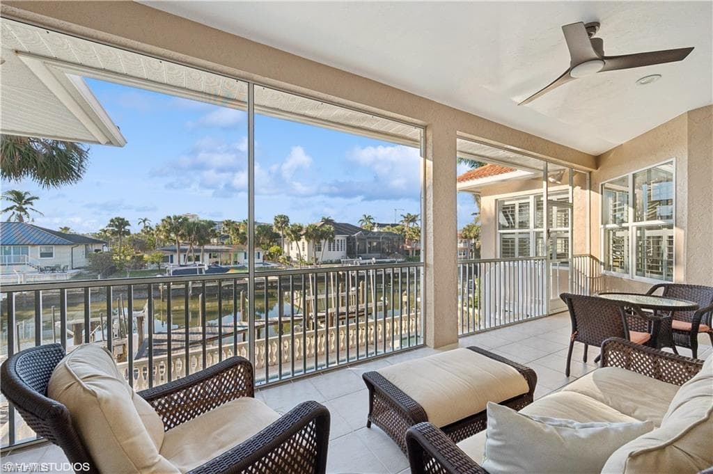 446 Bayside Ave, Naples, FL 34108-46