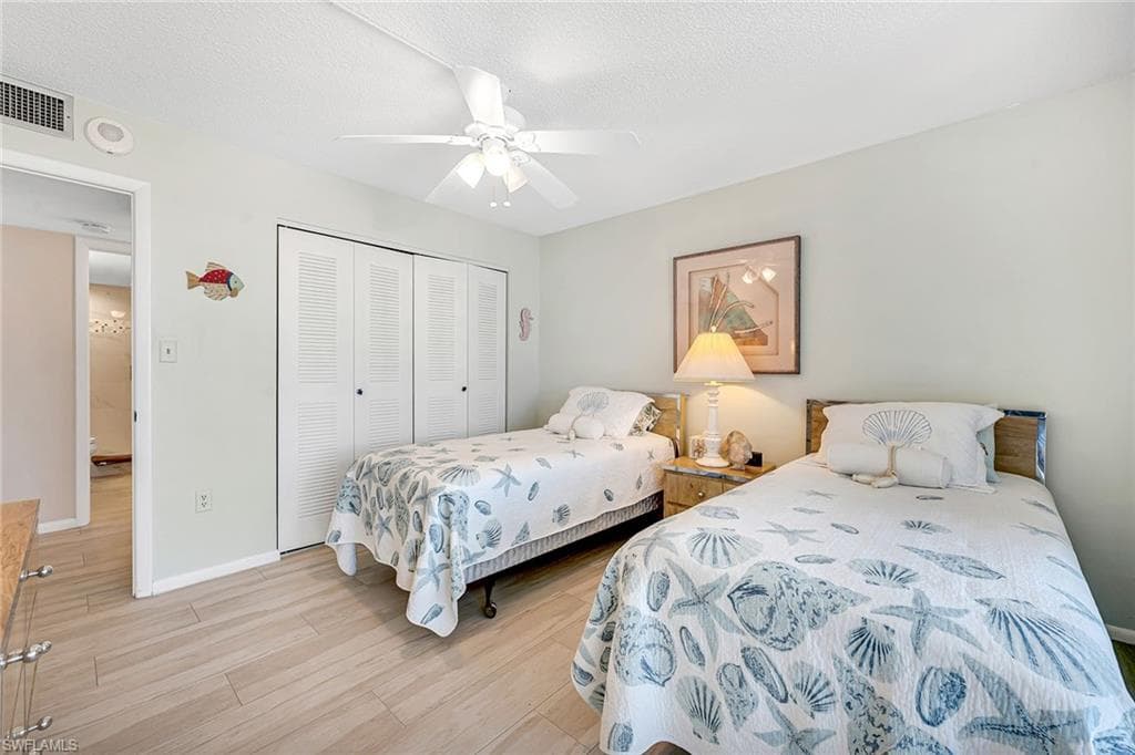 320 Seaview Ct 1512, Marco Island, FL 34145-25
