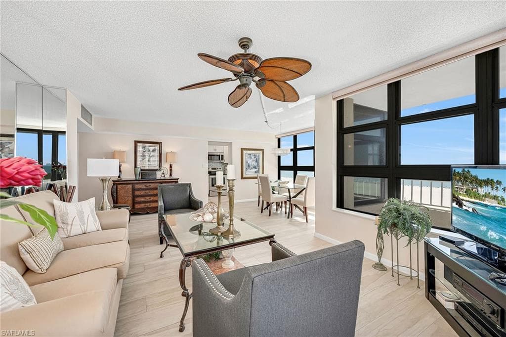 320 Seaview Ct 1512, Marco Island, FL 34145-5