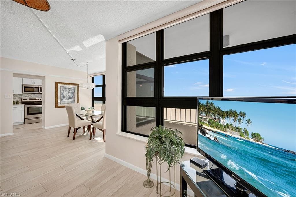 320 Seaview Ct 1512, Marco Island, FL 34145-6