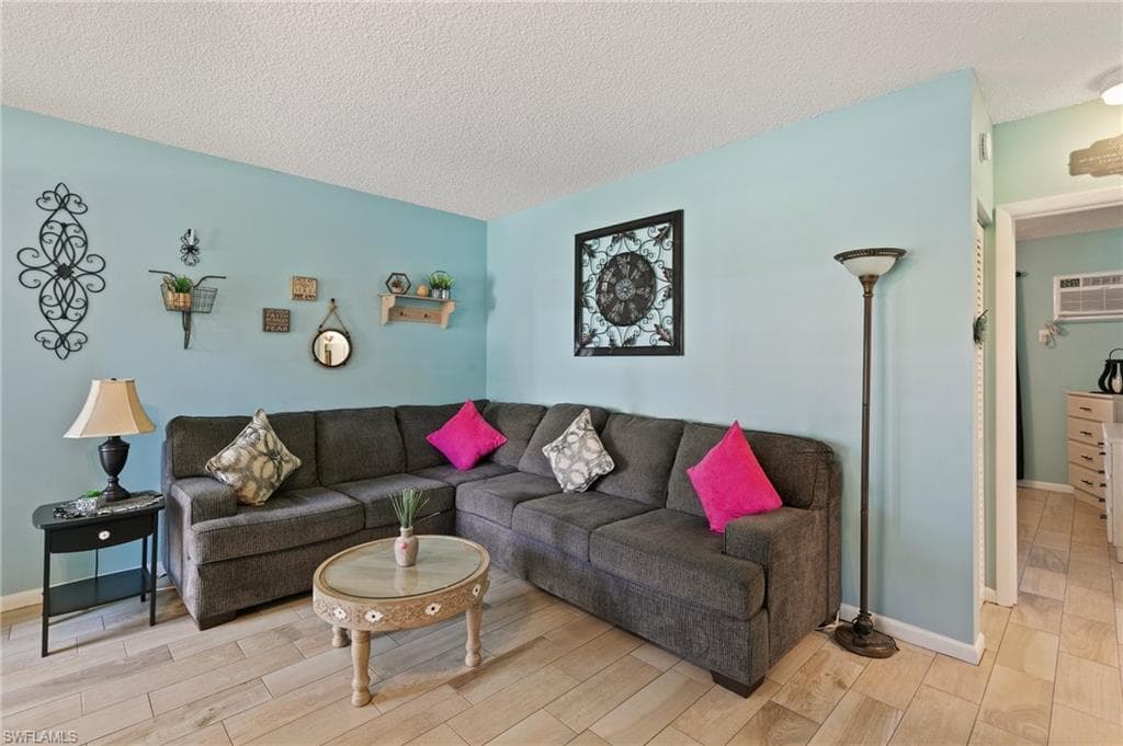 167 Collier Blvd H4, Marco Island, FL 34145-5