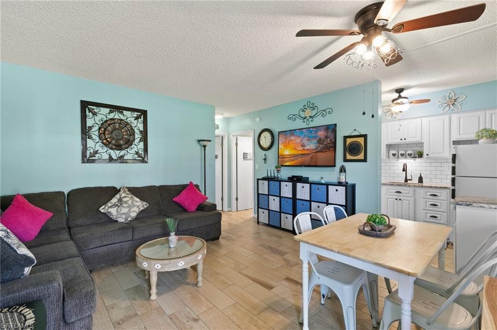 167 Collier Blvd H4, Marco Island, FL 34145-6