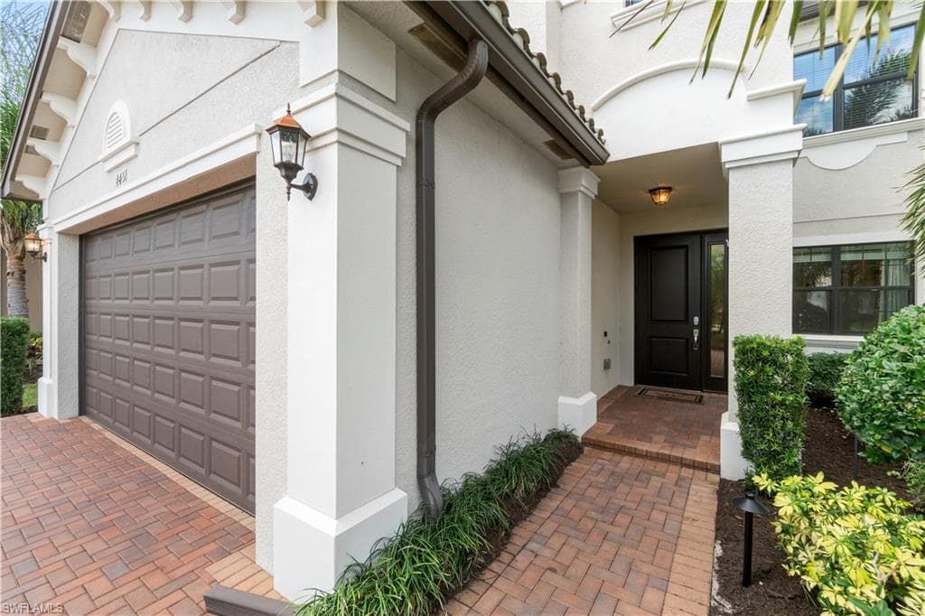4451 Crimson Ave, Naples, FL 34119-4