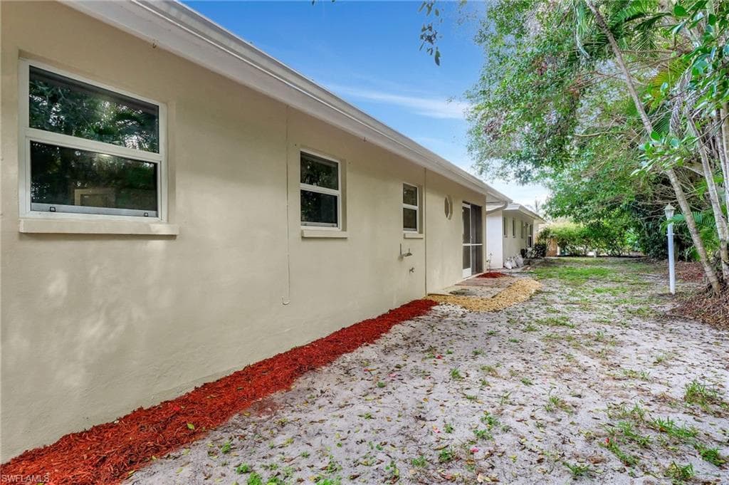 11 Rivard Rd 19, Naples, FL 34112-29