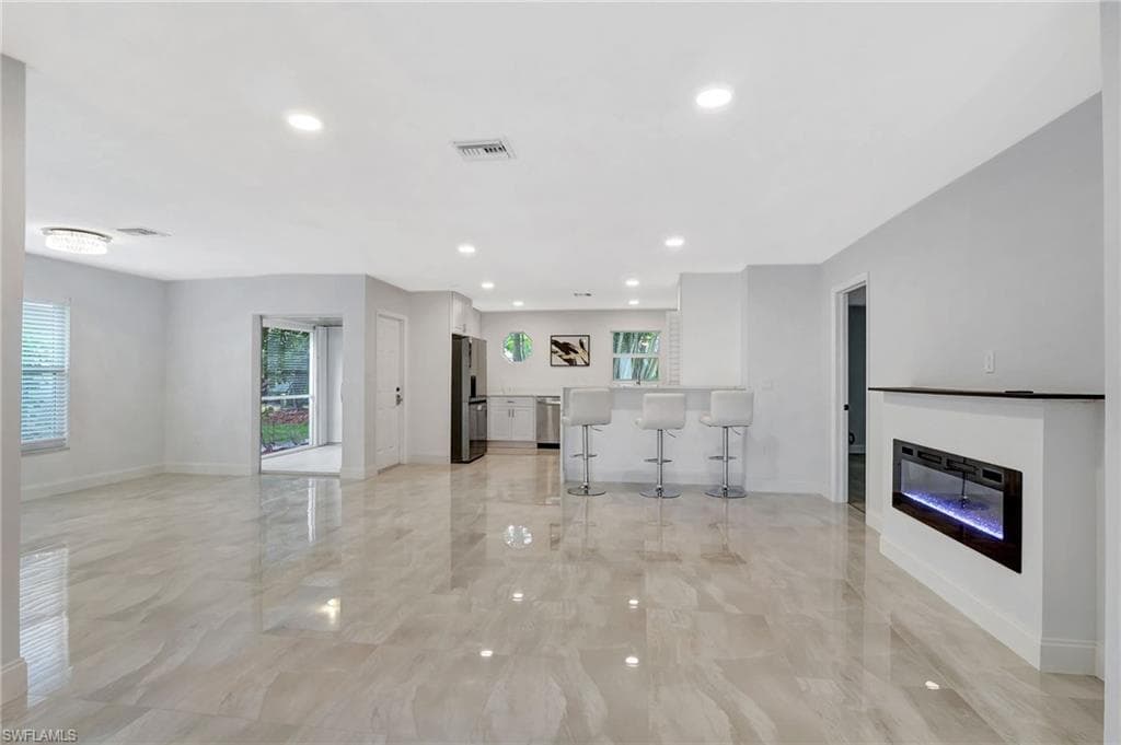 11 Rivard Rd 19, Naples, FL 34112-4