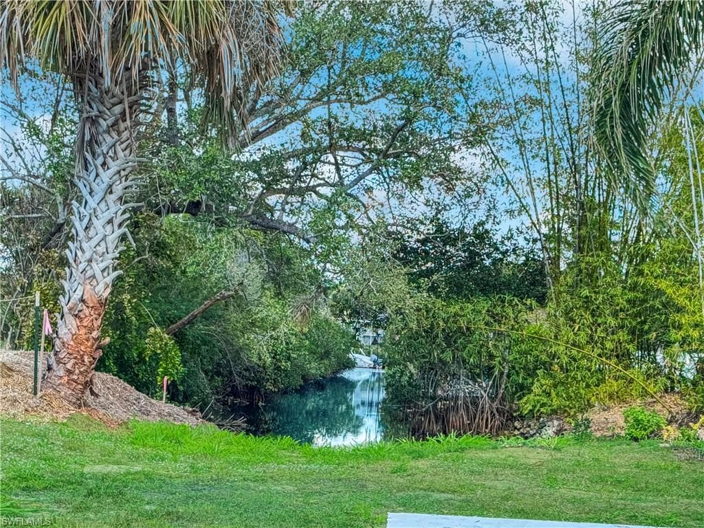 9781 Montana Ct, Bonita Springs, FL 34135-4