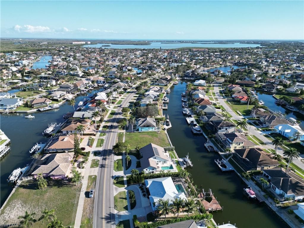 268 Barfield Dr, Marco Island, FL 34145-10